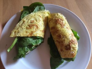 Omelette with spinach and ham