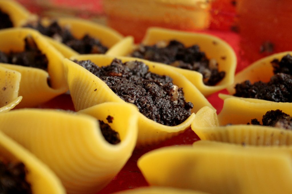 Pasta shells filled with a sweet black poppy seed filling