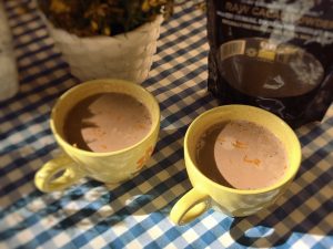 Low FODMAP Orange and spice hot chocolate